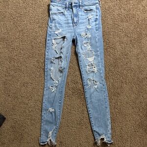 American Eagle Outfitters Light Blue Distressed Skinny Jeans